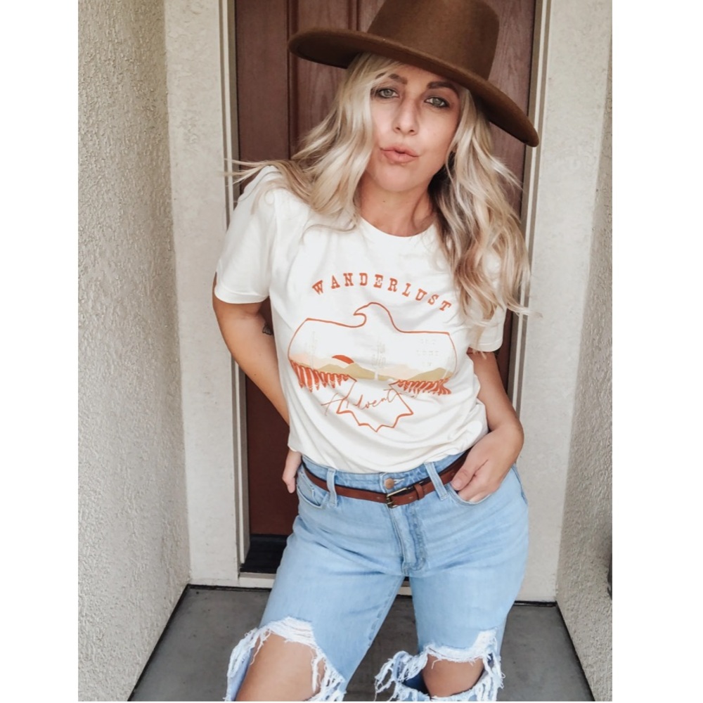 WANDERLUST ADVENTURE TEE - Picture 5 of 6